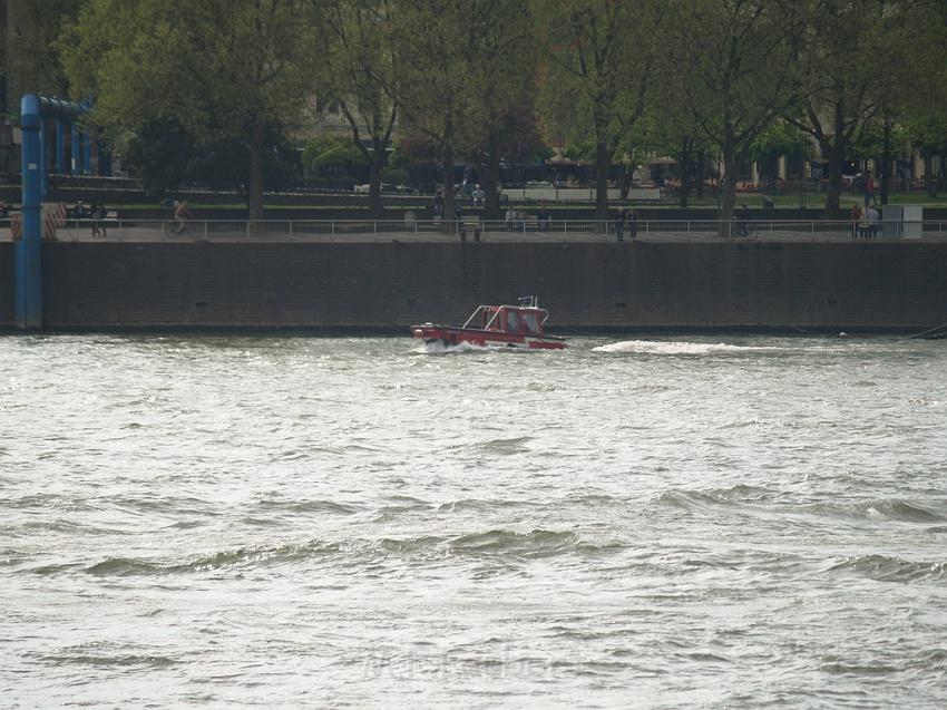 Uebungsfahrt Loeschboot und Ursula P82.JPG